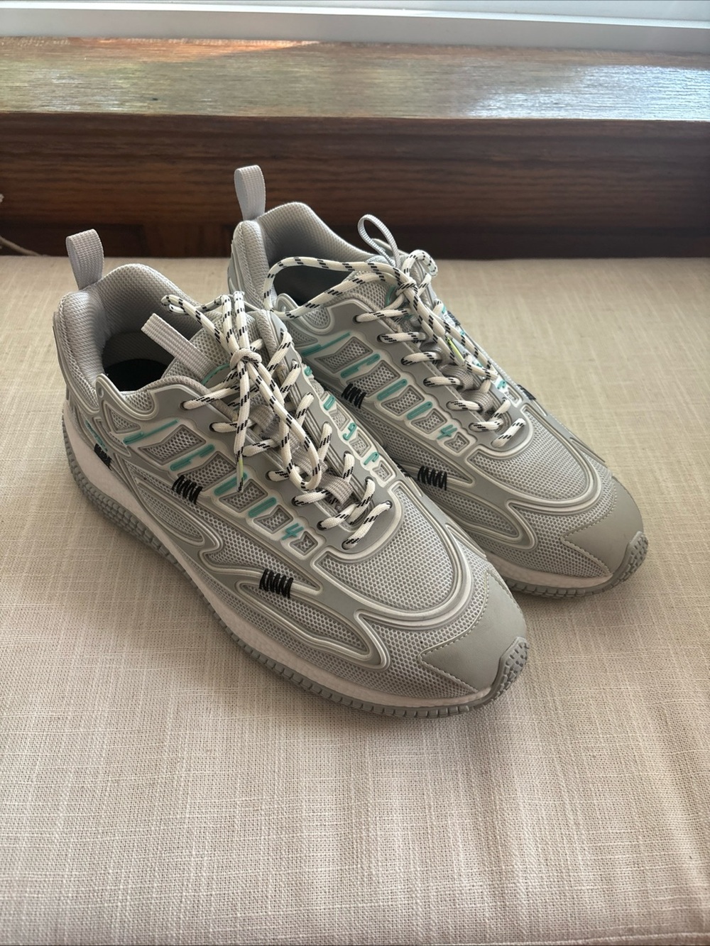 John Geiger 004 “tron cement” size 13